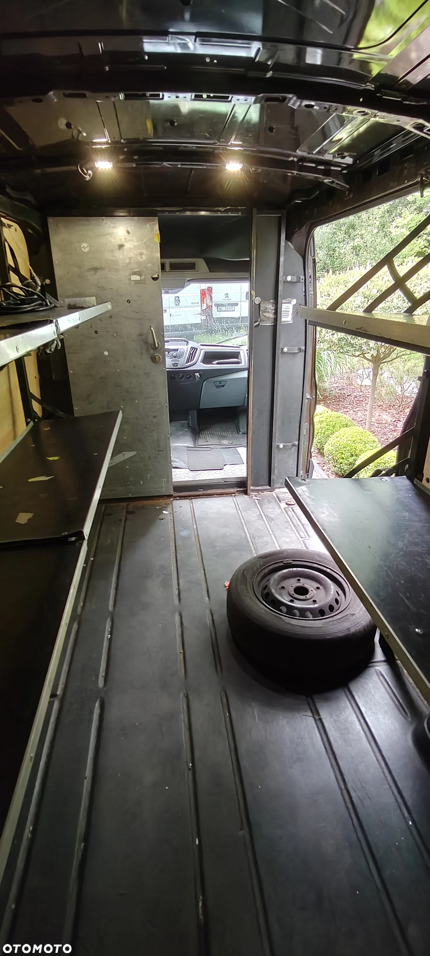 Ford Transit - 8