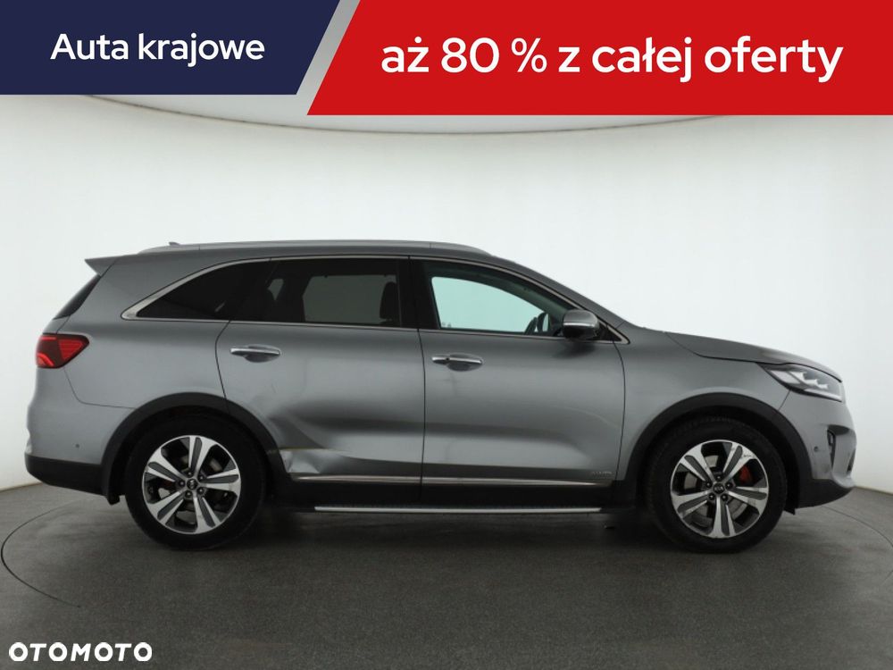 Kia Sorento - 8
