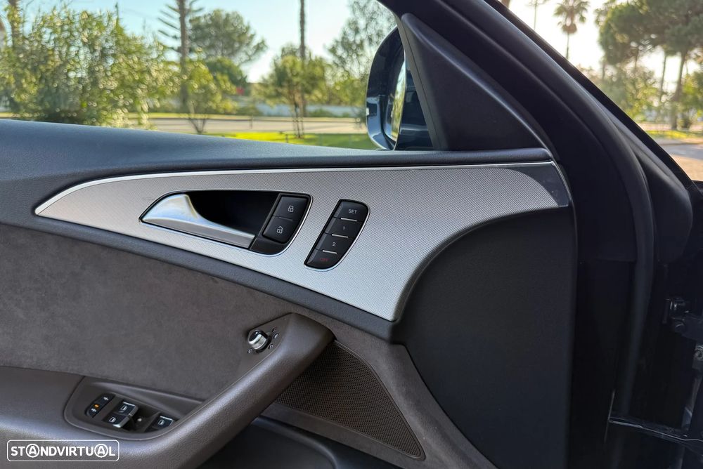 Audi A6 Allroad 3.0 TDi quattro S tronic - 14