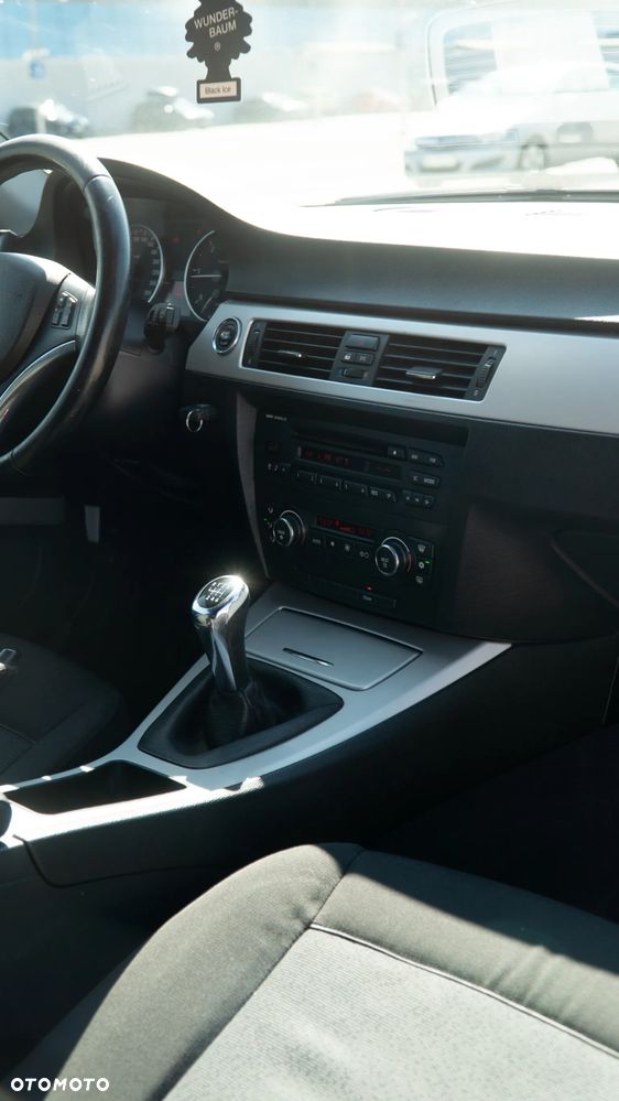 BMW Seria 3 320d - 21