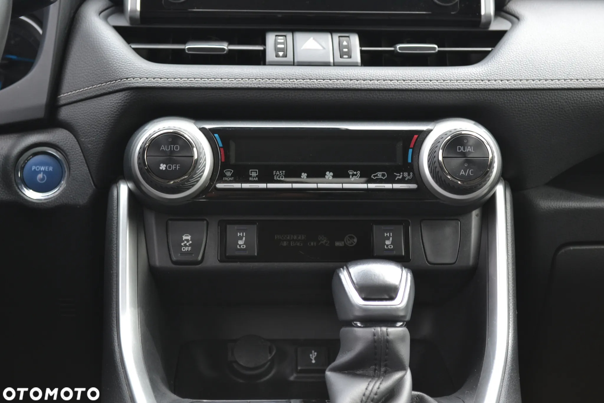 Toyota RAV4 - 19