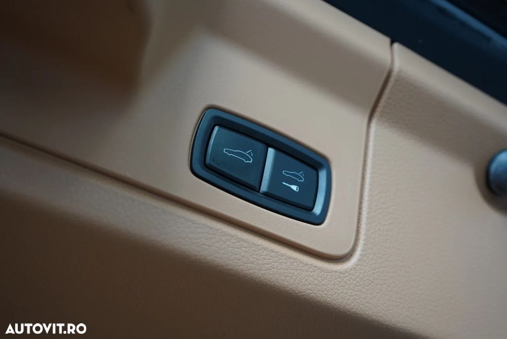 Porsche Panamera 3.0 PDK 4S - 22