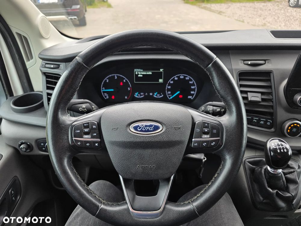 Ford Transit - 11