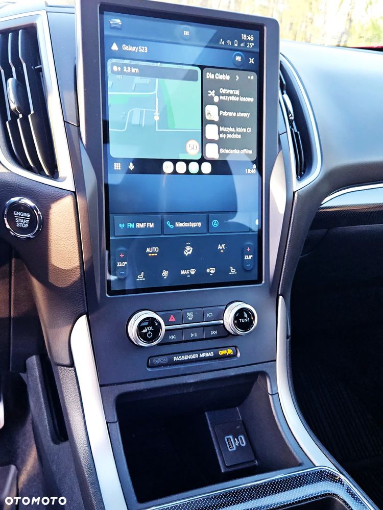 Ford Edge - 2