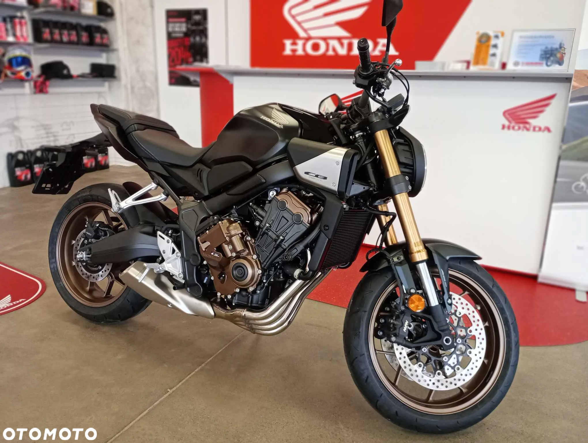 Honda CB - 4