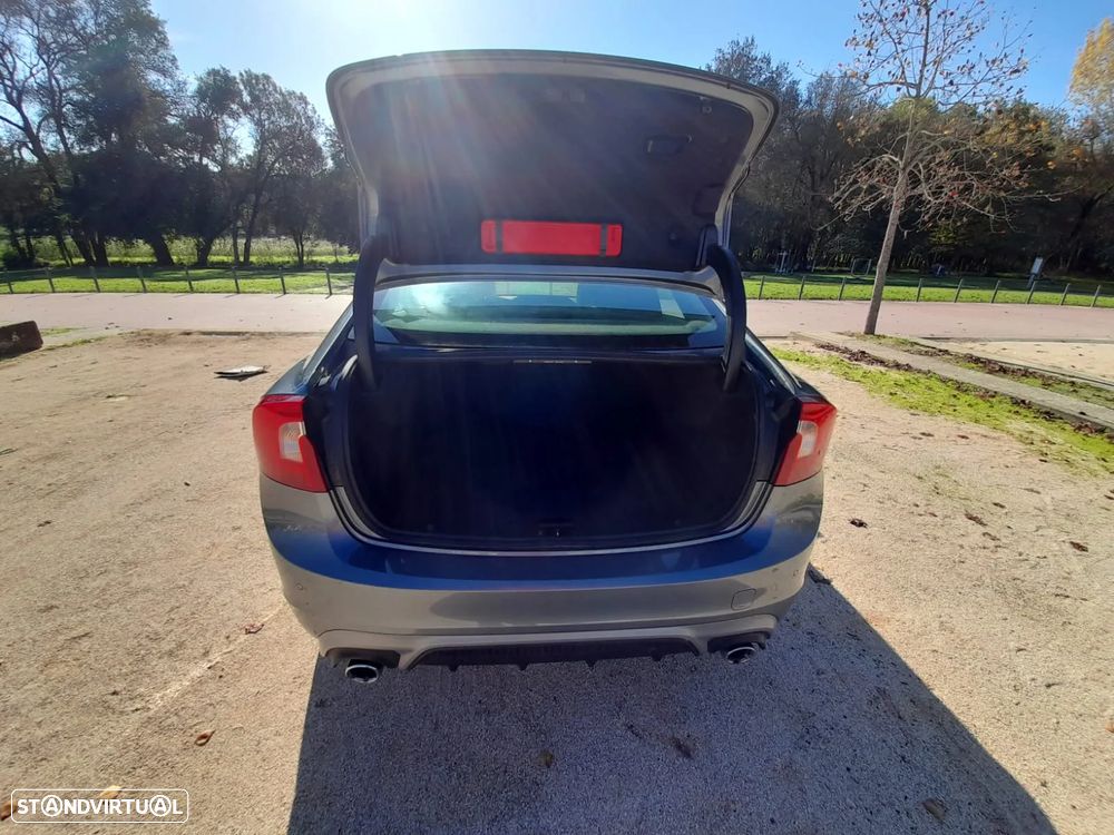 Volvo S60 2.0 D2 Momentum Drive Geartronic - 11