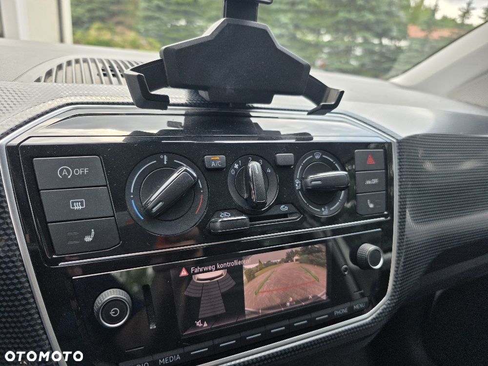 Volkswagen up! Active - 14