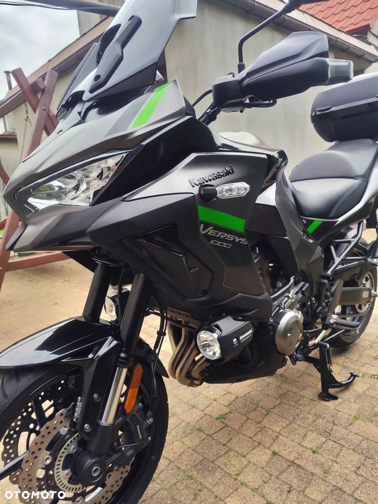 Kawasaki Versys 1000 - 9