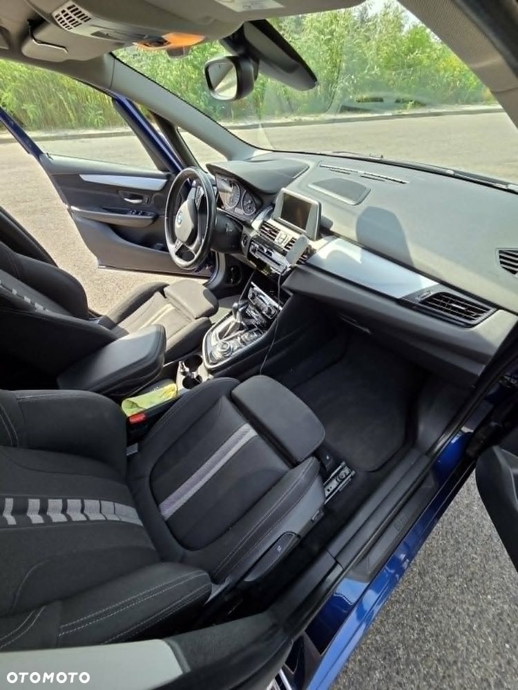 BMW Seria 2 218d xDrive Sport - 16