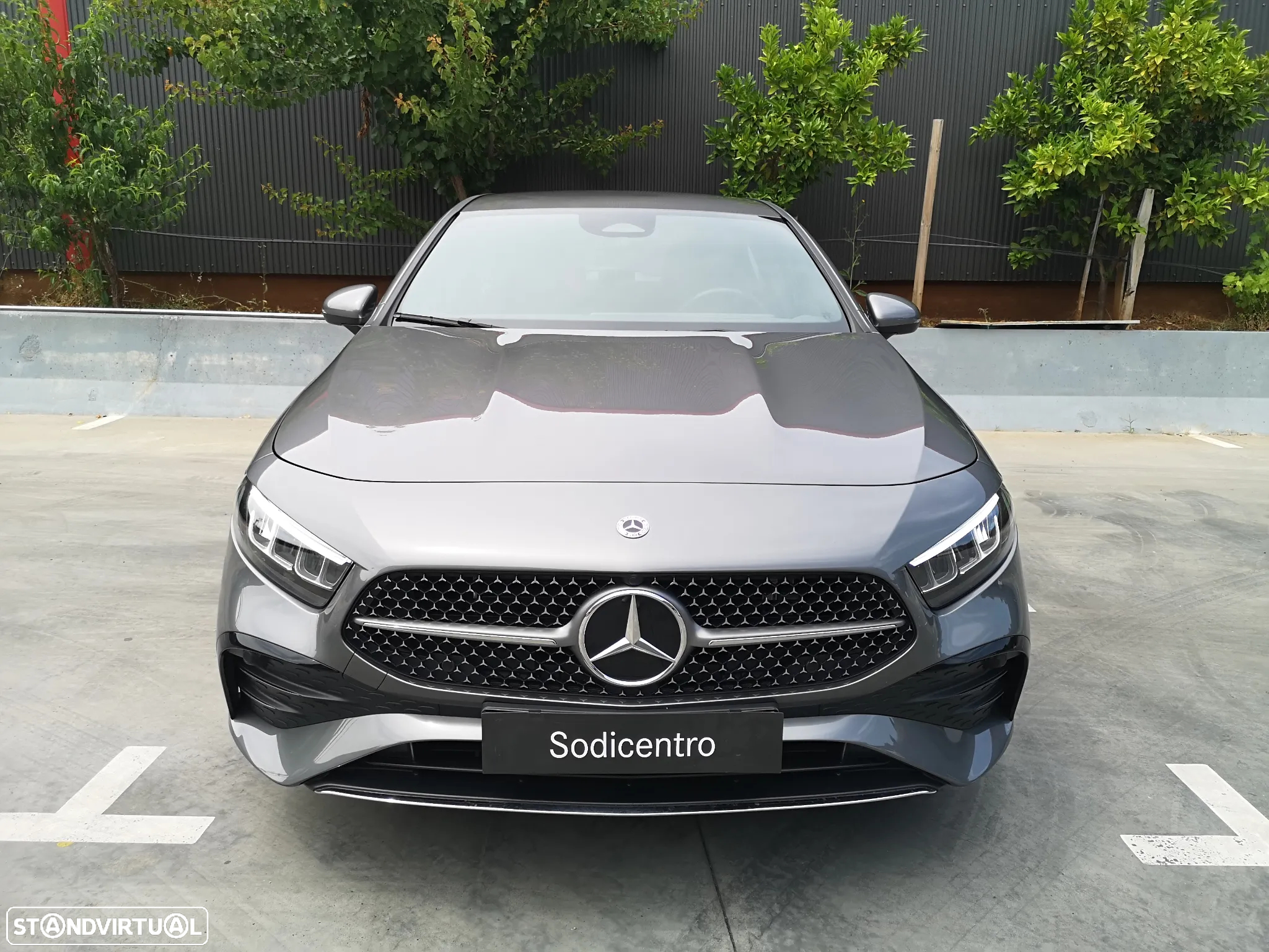 Mercedes-Benz A 250 e - 2