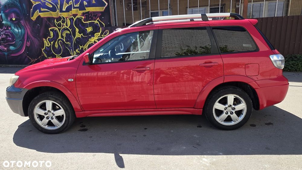 Mitsubishi Outlander 2.0 Turbo 4WD - 8
