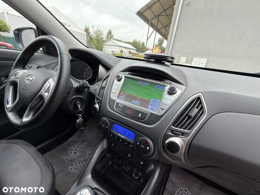 Hyundai ix35 1.6 2WD blue Trend - 9