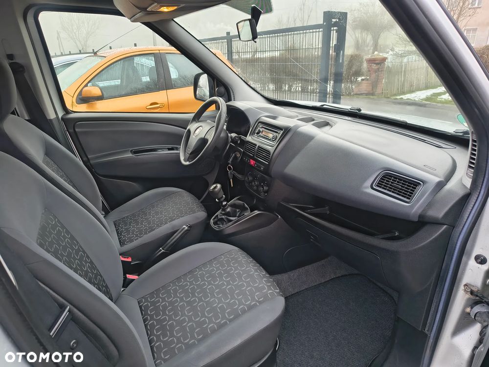 Fiat Doblo 1.6 16V Multijet Emotion - 16