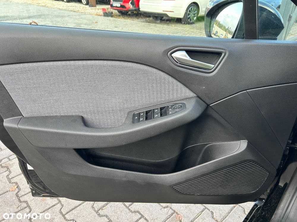 Renault Clio - 9