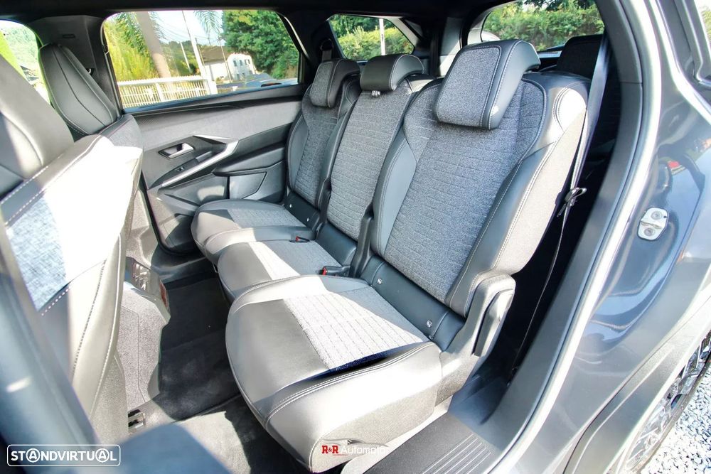 Peugeot 5008 1.2 Hybrid Allure e-DCS6 - 11