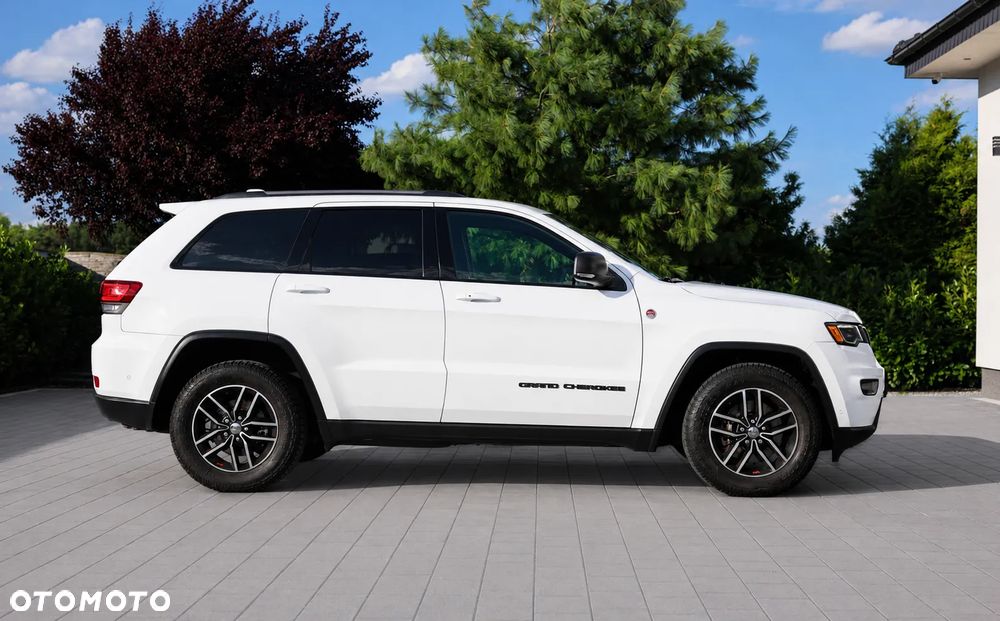 Jeep Grand Cherokee - 5