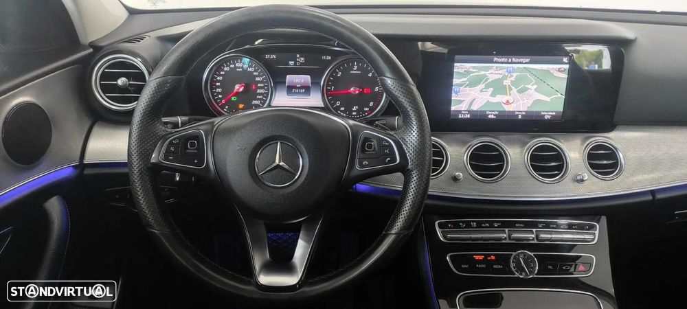 Mercedes-Benz E 220 d Avantgarde - 26