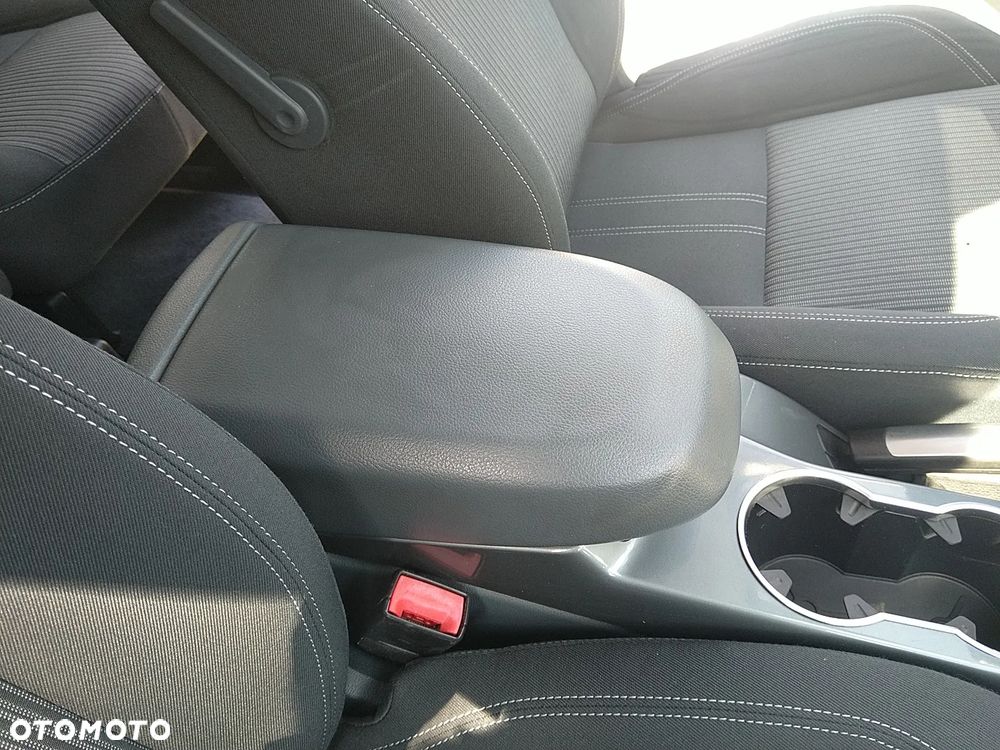 Ford C-MAX - 22