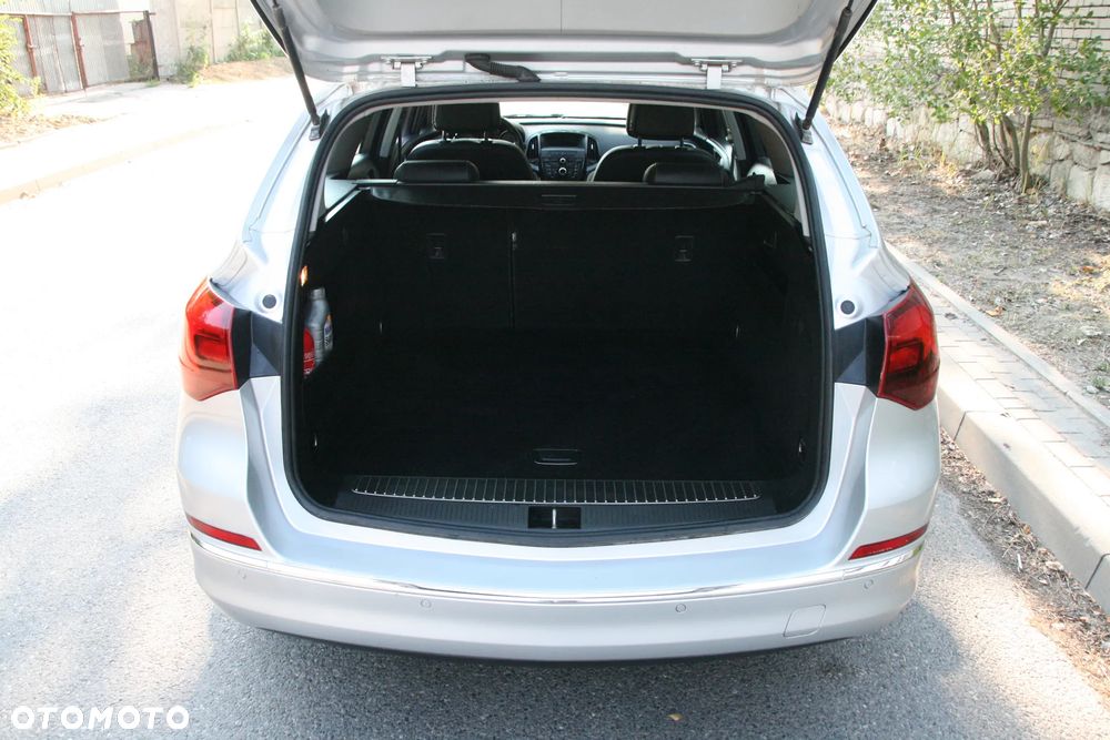 Opel Astra 1.6 CDTI Enjoy - 13