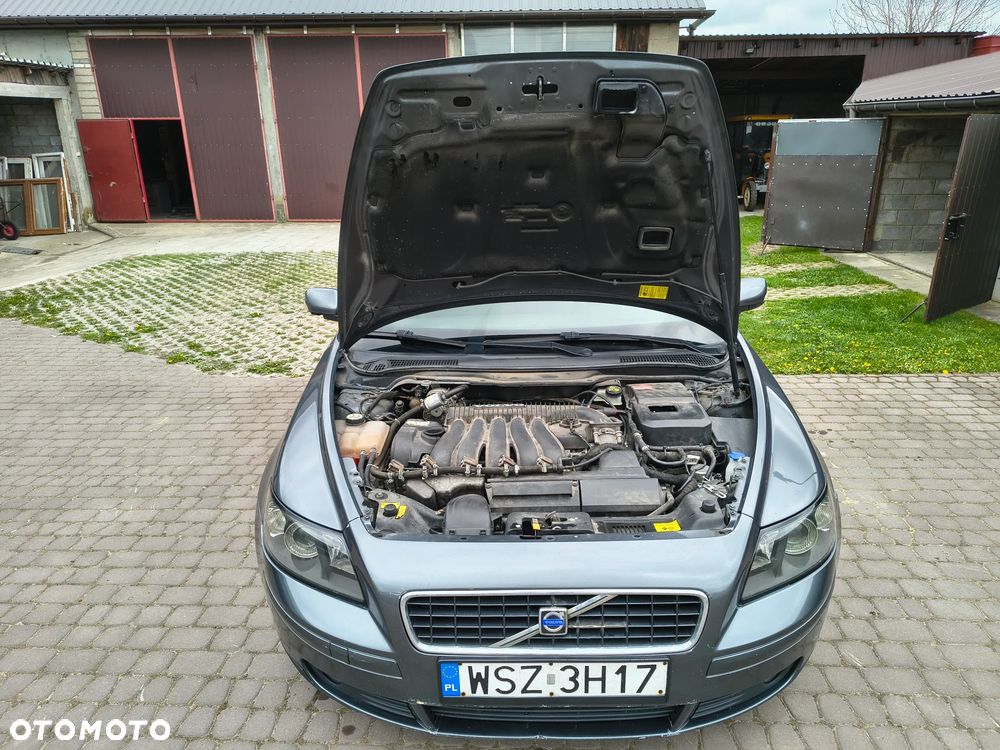 Volvo S40 2.4 Momentum - 29