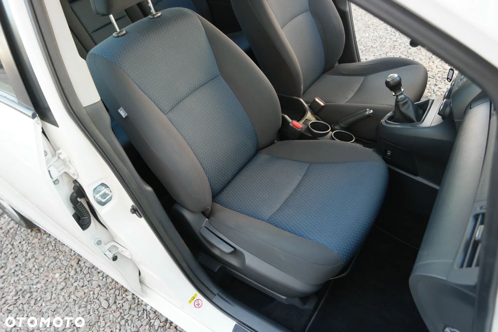 Toyota Verso - 23