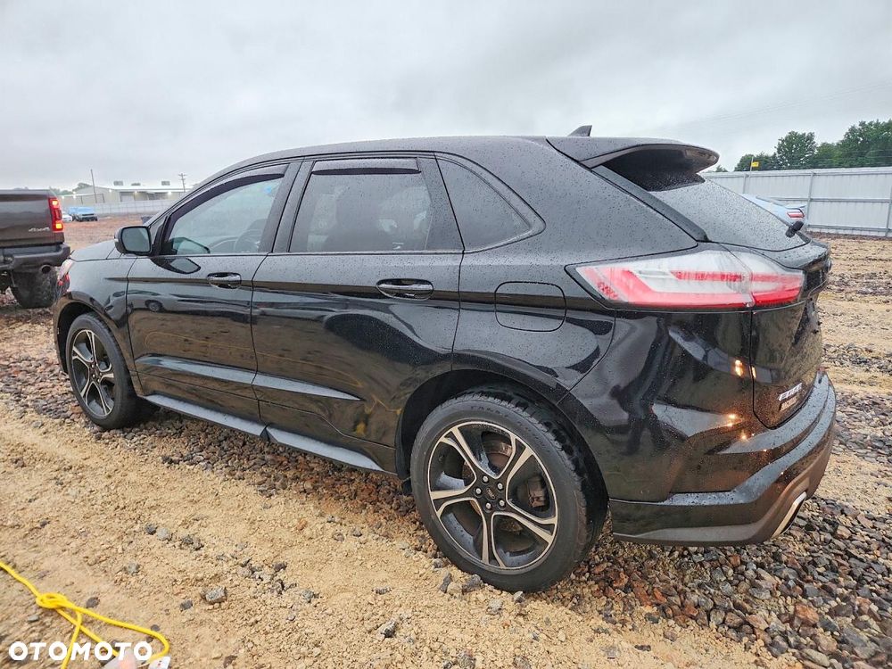 Ford Edge - 5