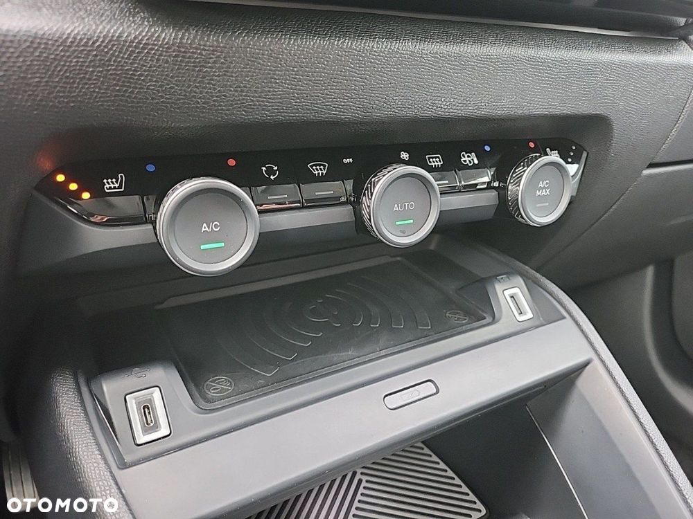 Citroën C4 1.2 PureTech Max S&S EAT8 - 17