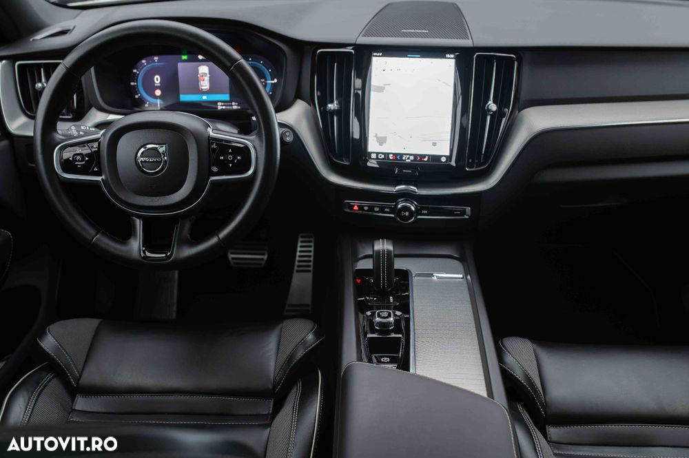 Volvo XC 60 Recharge T6 Twin Engine eAWD R-Design Expression - 27