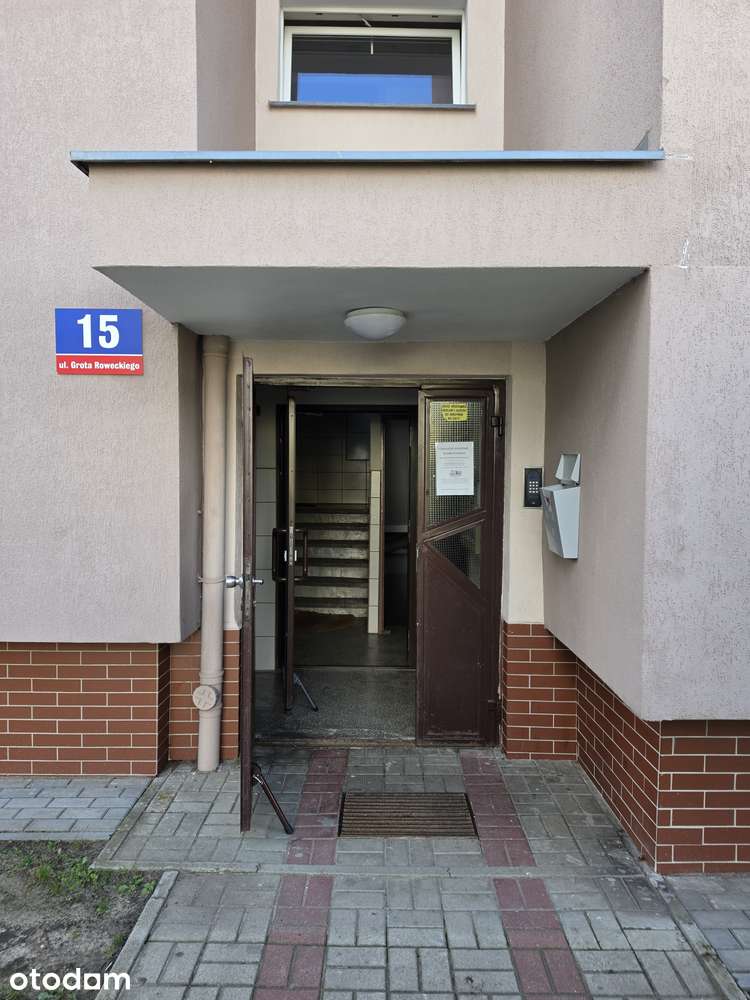 Przestronne 4-pokojowe mieszkanie z balkonem