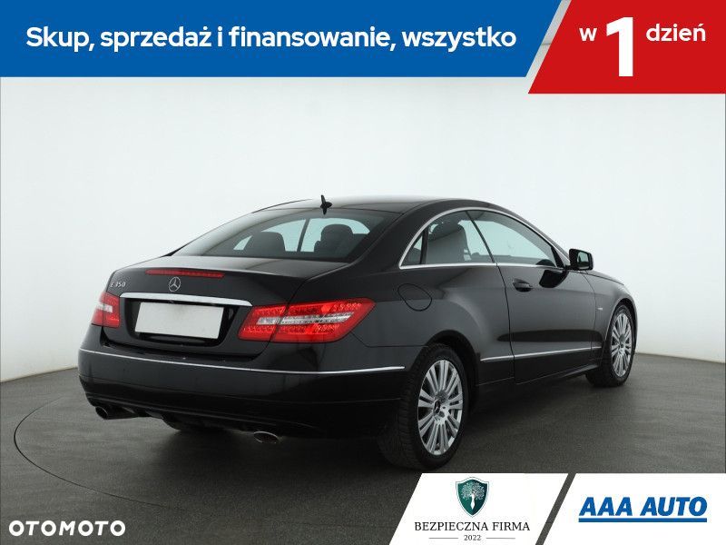 Mercedes-Benz Klasa E - 7