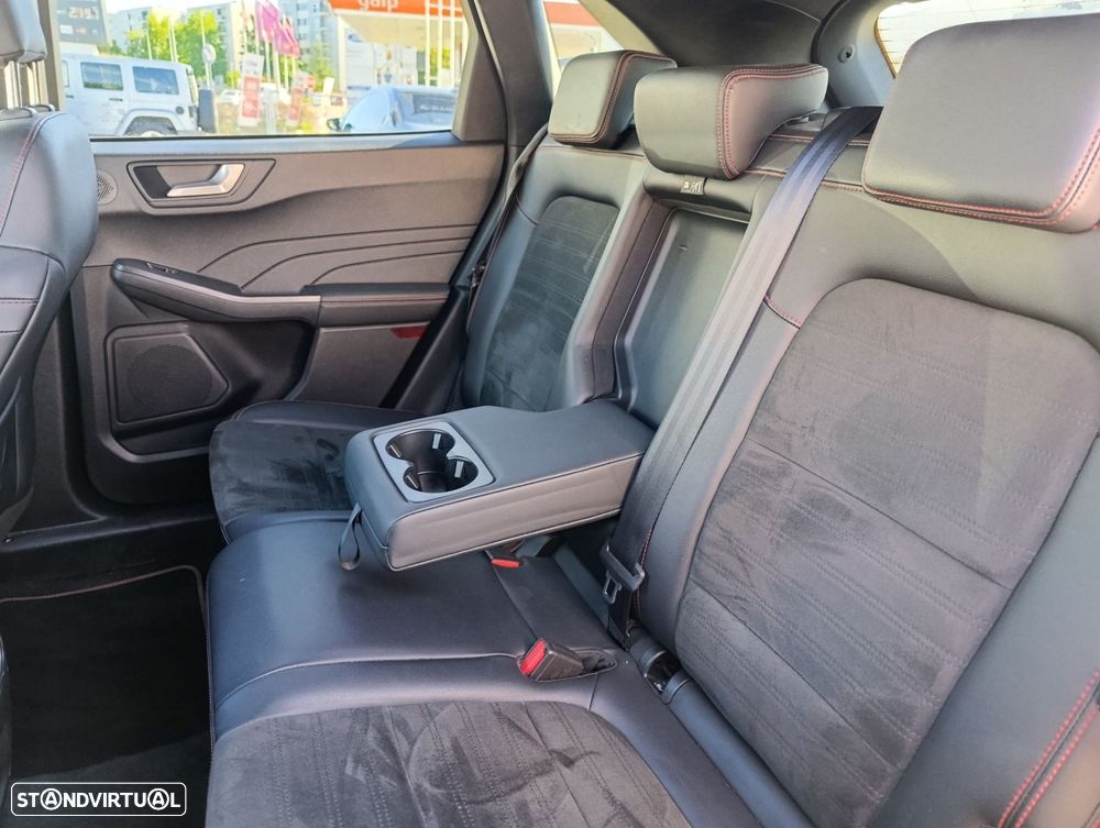Ford Kuga 1.5 EcoBoost ST-Line X - 20