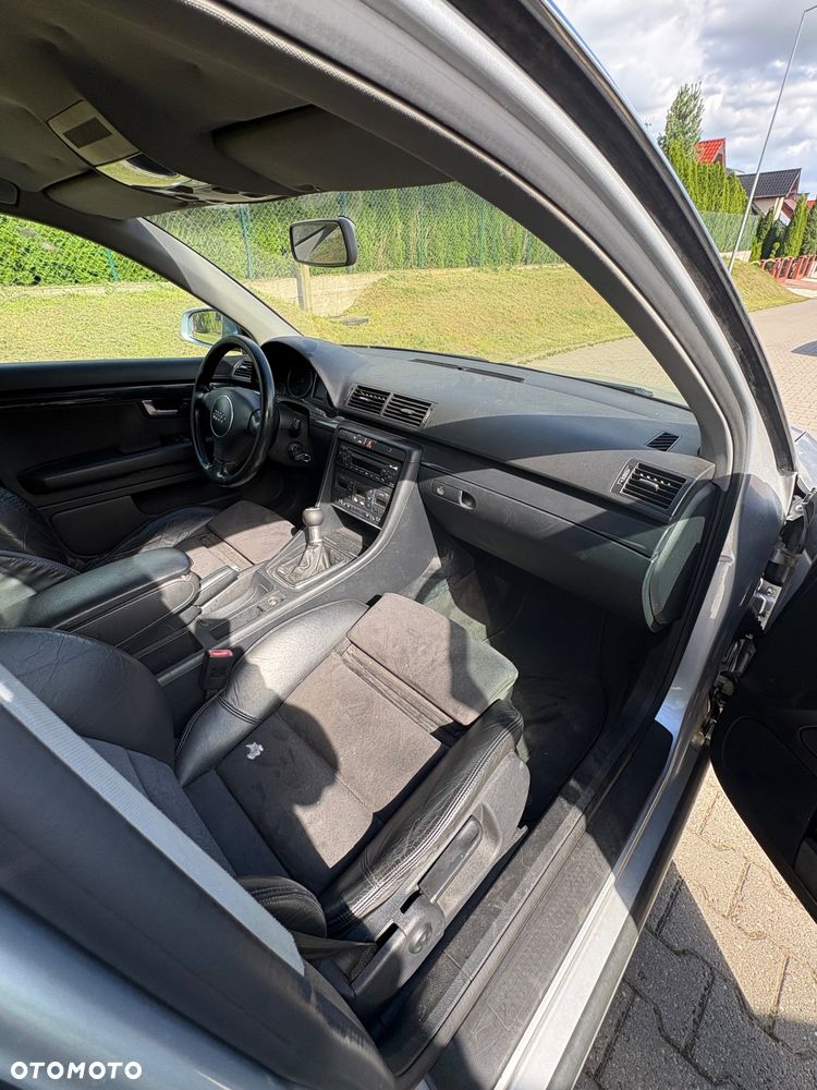 Audi A4 Avant 2.5 TDI - 22