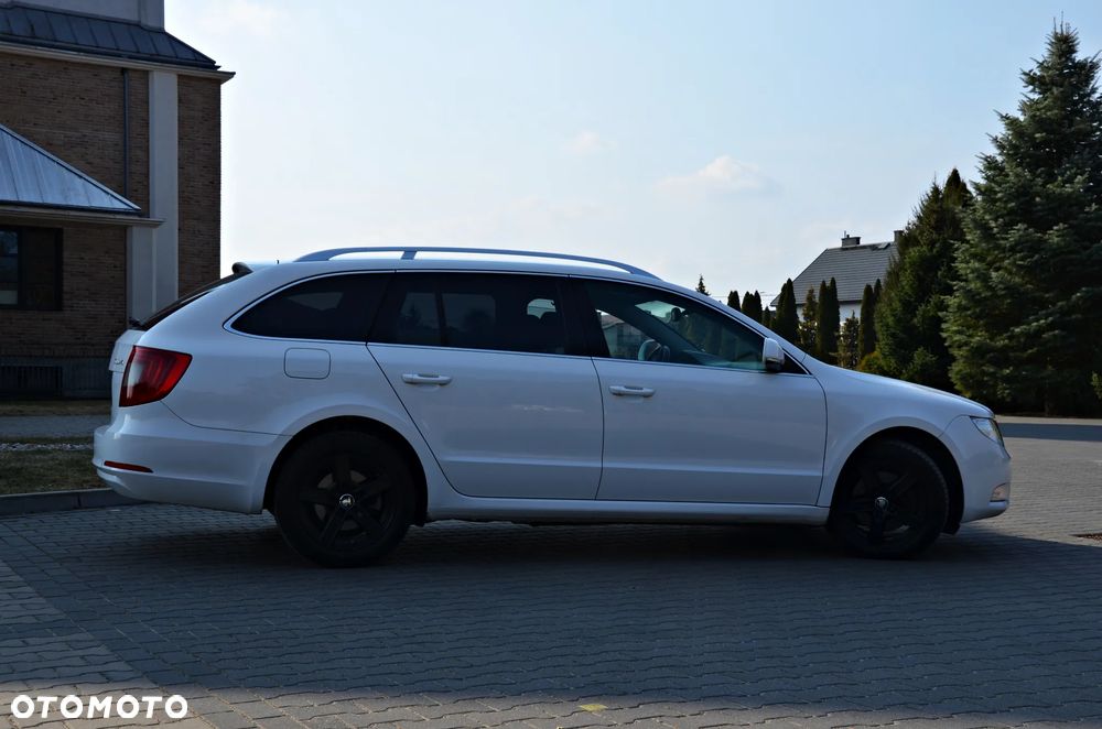 Skoda Superb 2.0 TDI Comfort - 25