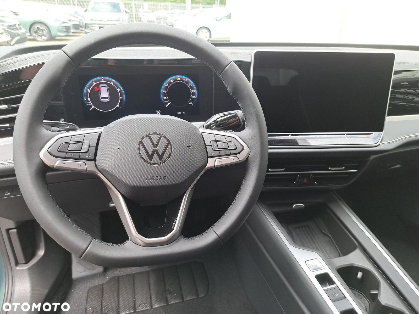 Volkswagen Passat - 13