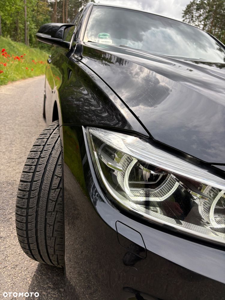 BMW Seria 3 330i xDrive - 8