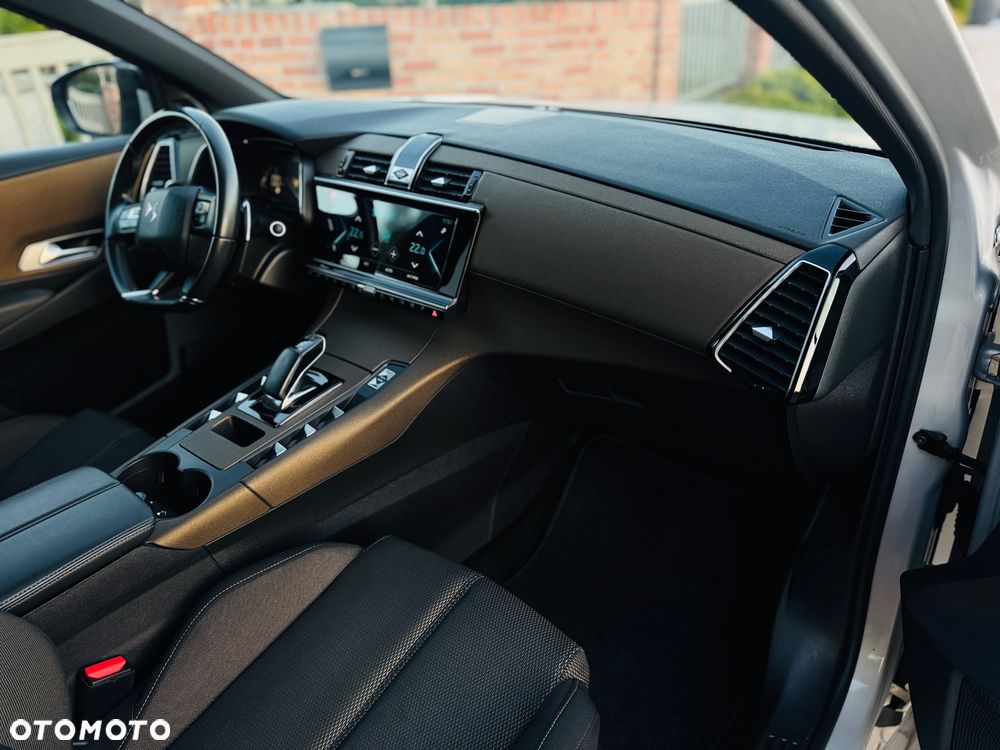 DS Automobiles DS 7 Crossback 1.6 E-Tense Bastille + - 20