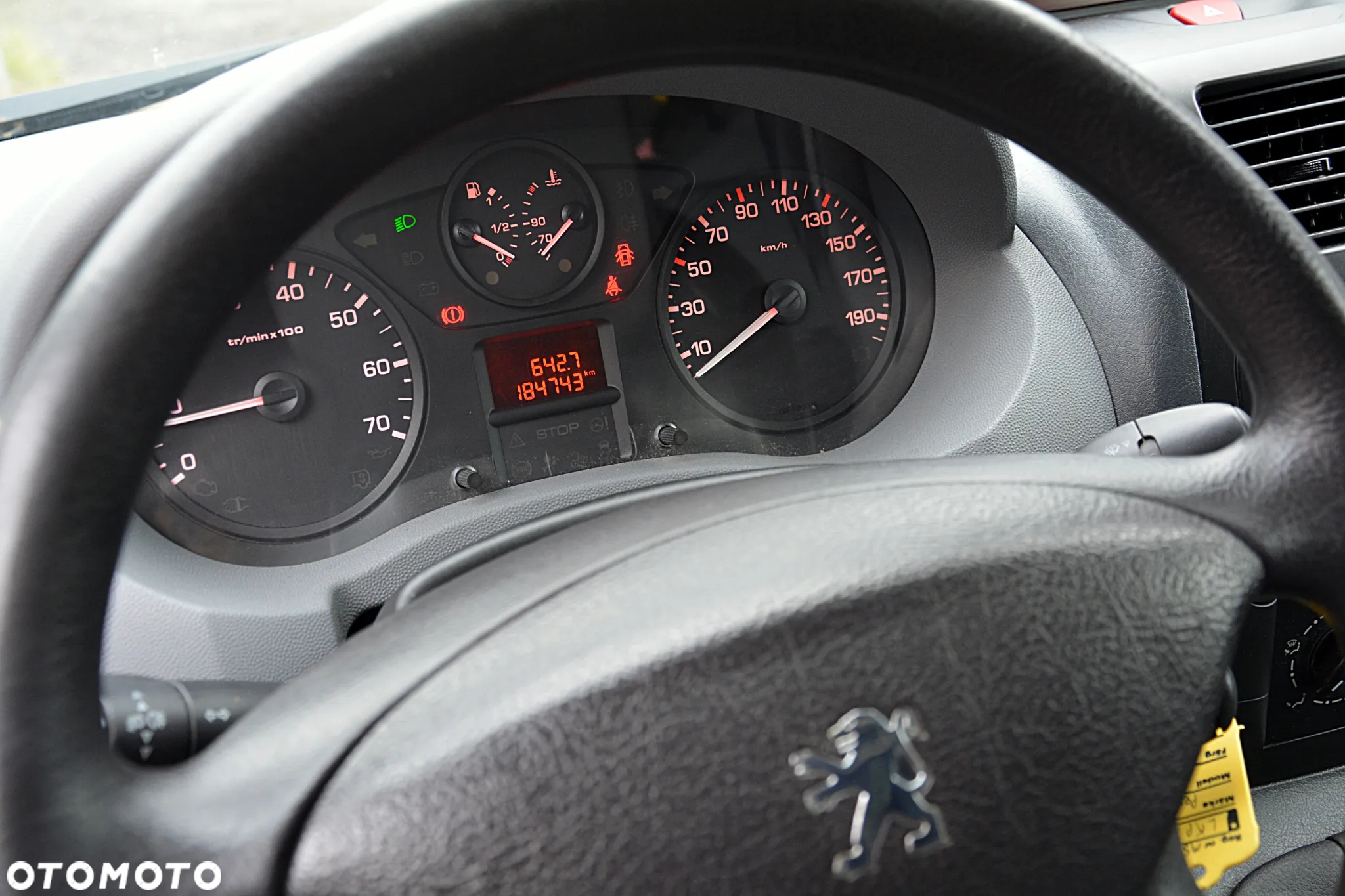 Peugeot Expert - 18