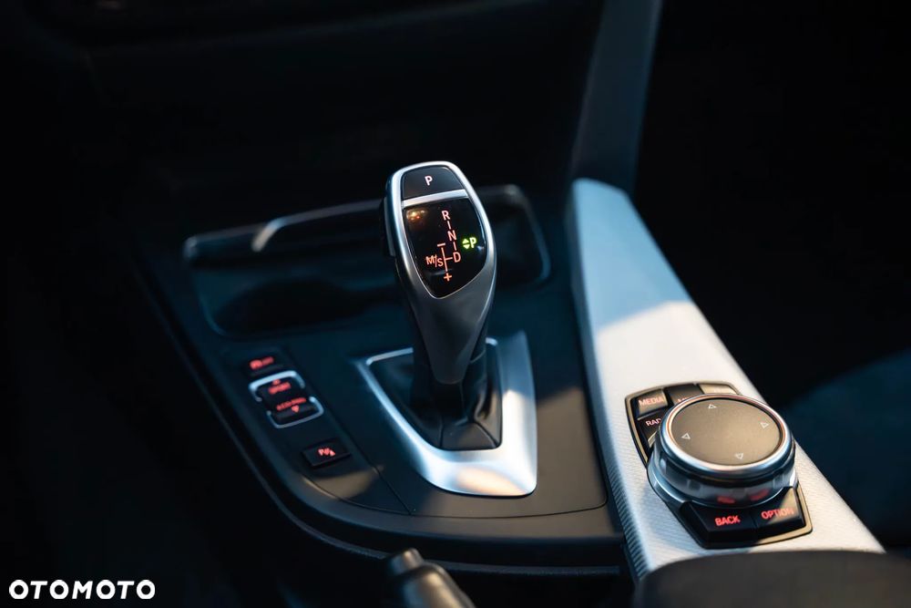 BMW Seria 4 430i xDrive - 28