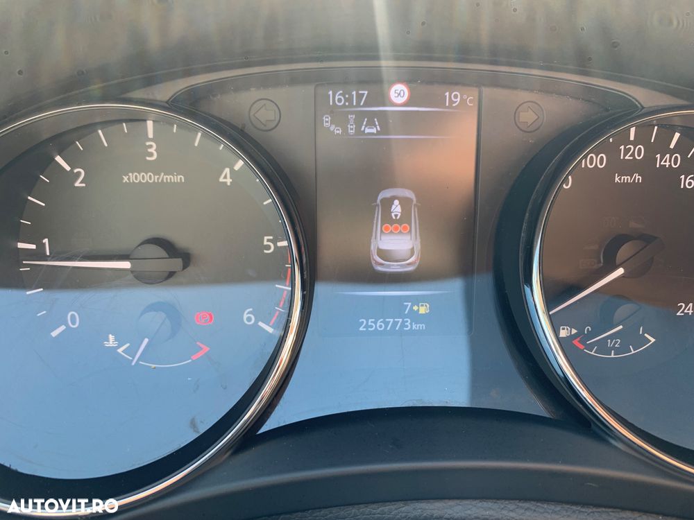Nissan Qashqai 1.6 DCI DPF Start/Stop tekna - 7