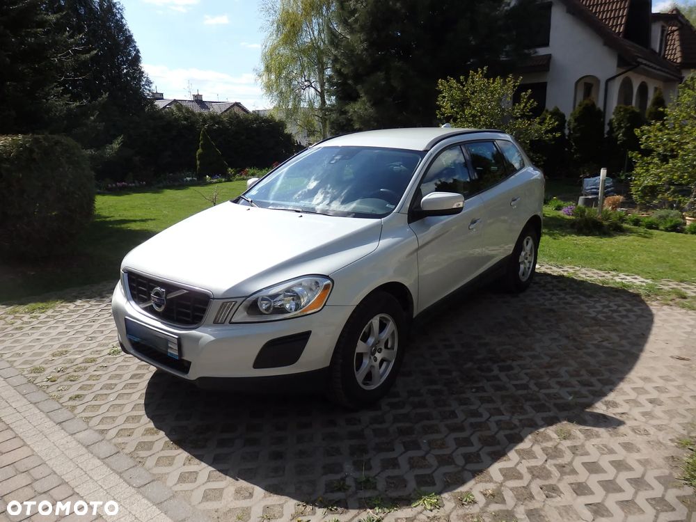 Volvo XC 60 2.4D DRIVe - 1