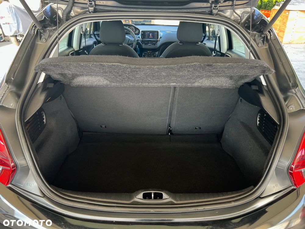 Peugeot 208 1.2 VTi Style - 14