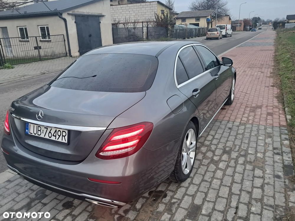 Mercedes-Benz Klasa E 200 9G-TRONIC - 15