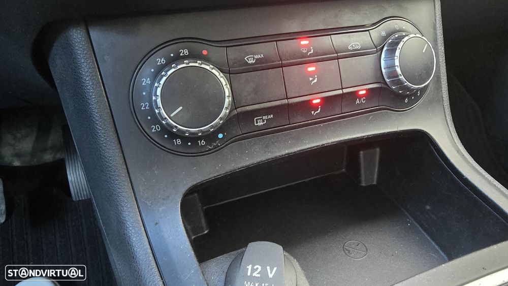 Mercedes-Benz B 180 CDI BlueEFFICIENCY - 27