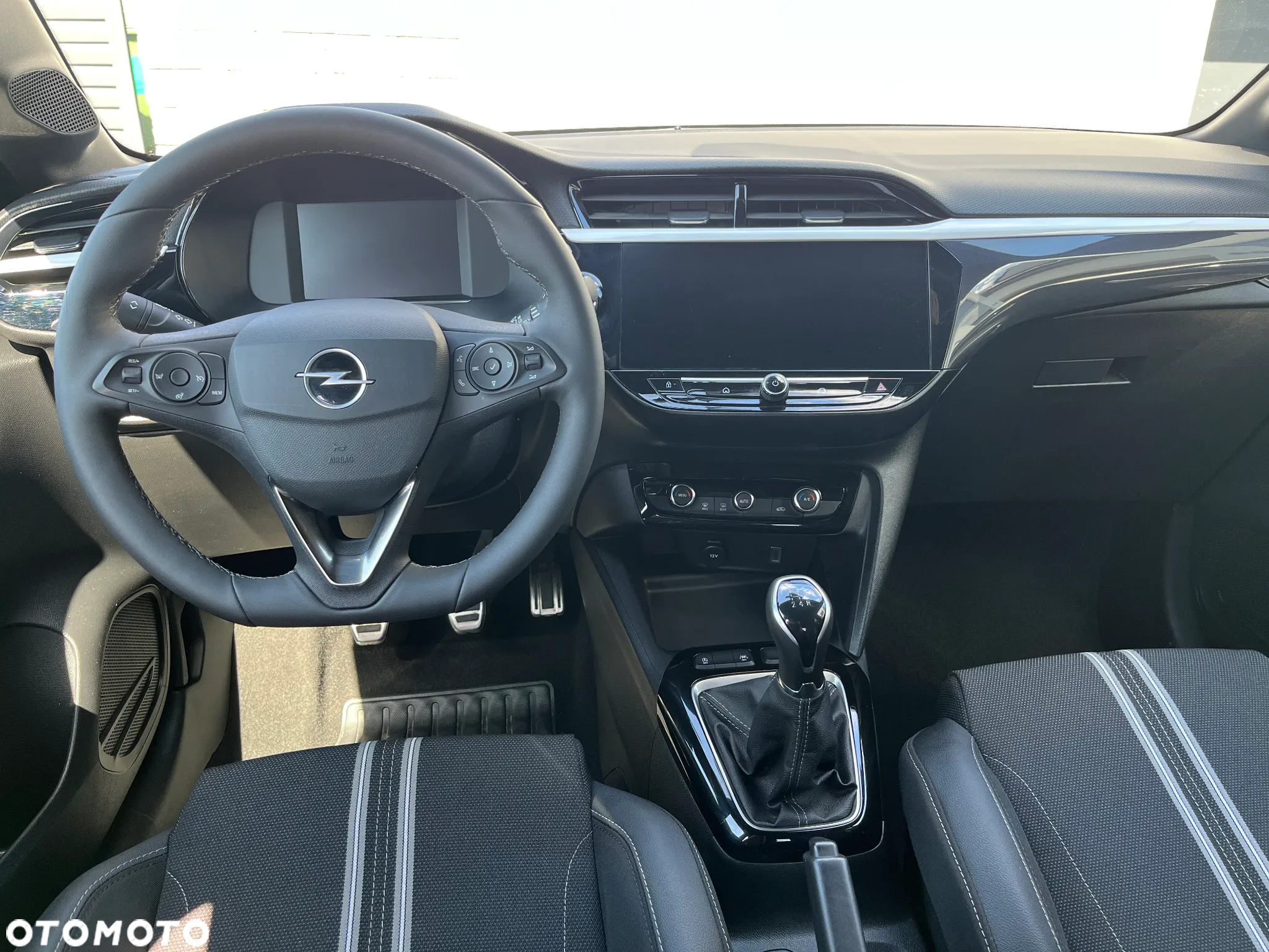Opel Corsa - 24