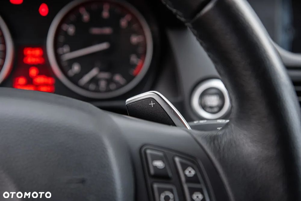 BMW X1 xDrive28i - 24