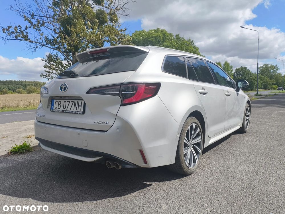 Toyota Corolla - 4