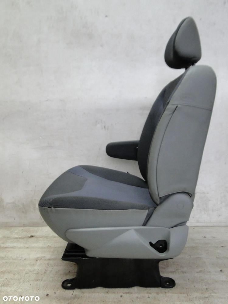VIVARO II 2 TRAFIC PRMASTAR FOTEL LEWY KIEROWCY PRAWY PASAŻERA ŁAWKA TYŁ KANAPA EUROPA - 40