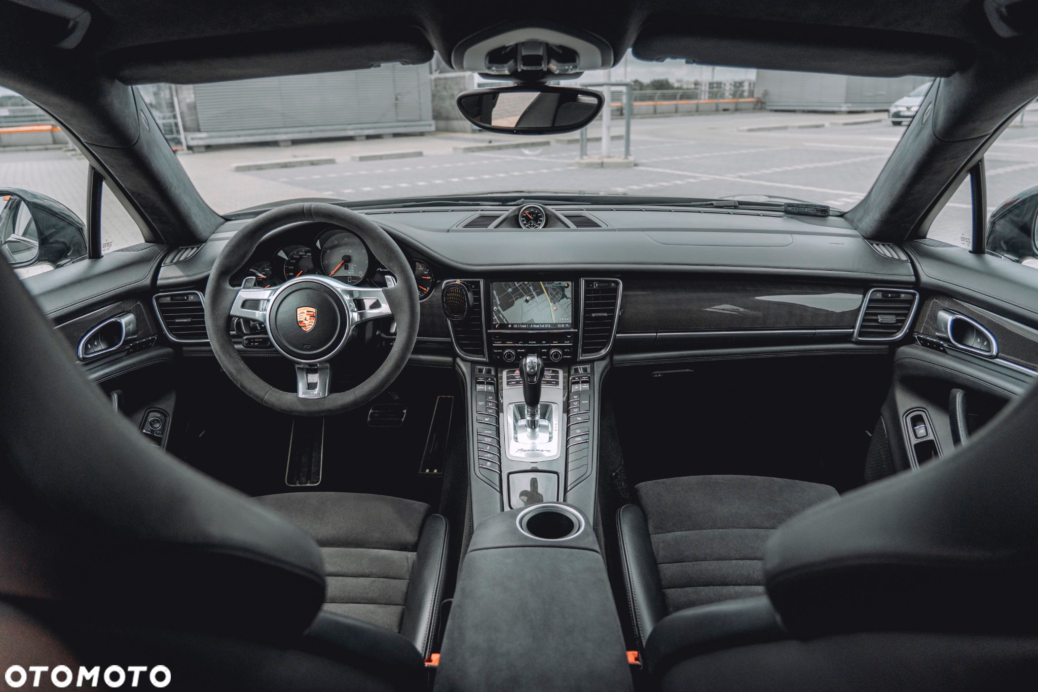 Porsche Panamera GTS - 31