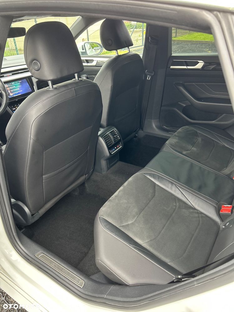 Volkswagen Arteon 2.0 TSI R-Line DSG - 30
