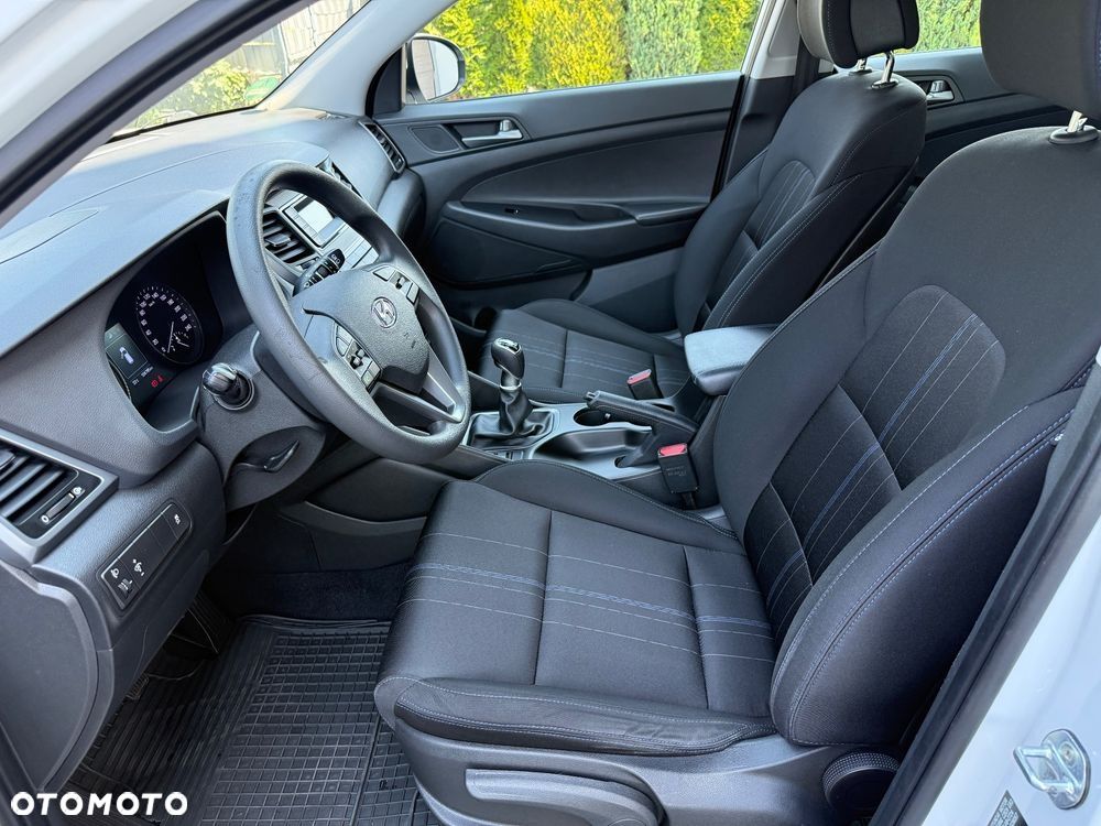 Hyundai Tucson 1.6 GDI BlueDrive Comfort 2WD - 11